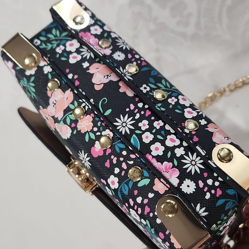 Black Floral Crossbody Purse Unbranded NWOT - Picture 6 of 11